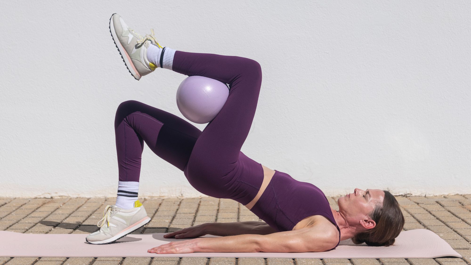 Micro-workout exercise illustration showing movement and activity